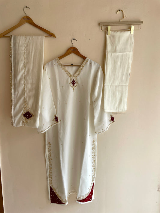 MC206-PREMIUM EMBROIDERED SUIT
