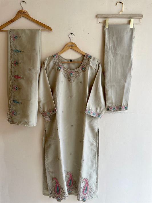 MC187-PREMIUM HAND WORK COLLECTION