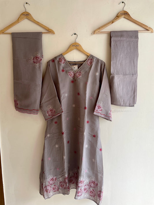 MC163-PREMIUM EMBROIDERED COLLECTION
