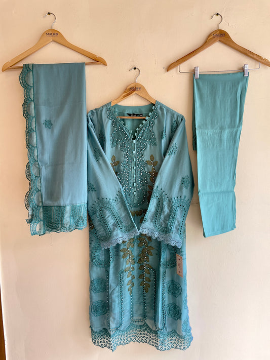 MC140-PREMIUM EMBROIDERED SUIT