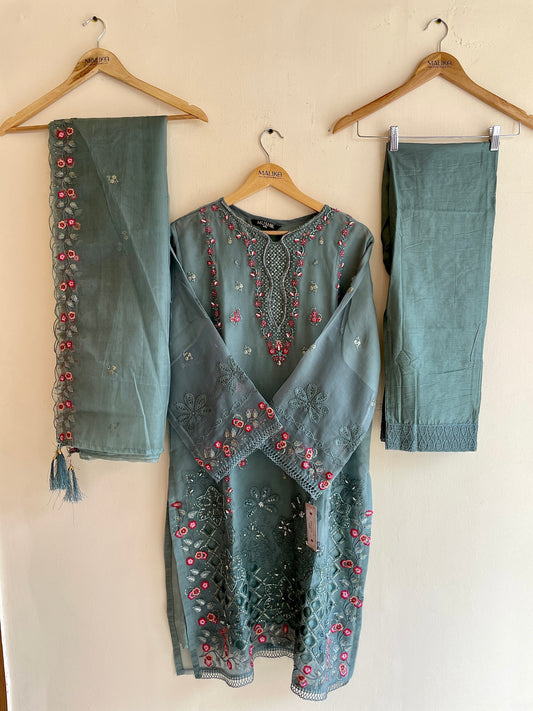 MC145-PREMIUM HAND WORK COLLECTION