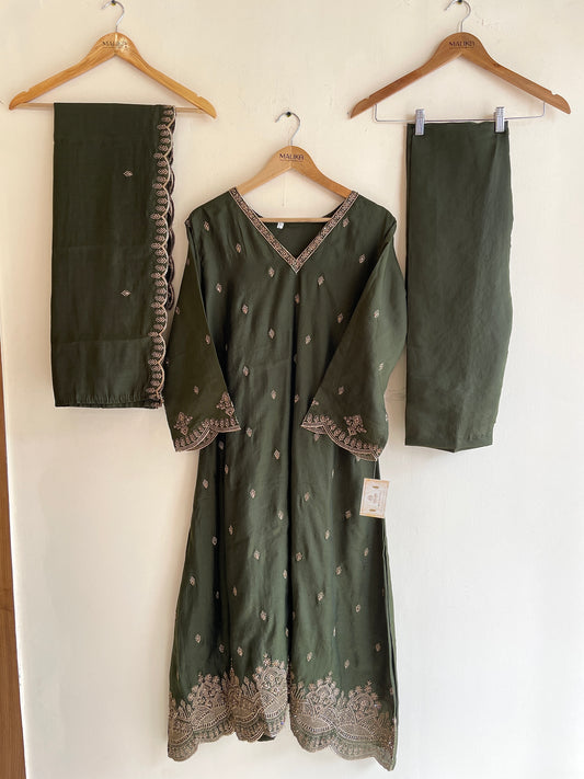 MC230-PREMIUM EMBROIDERY COLLECTION