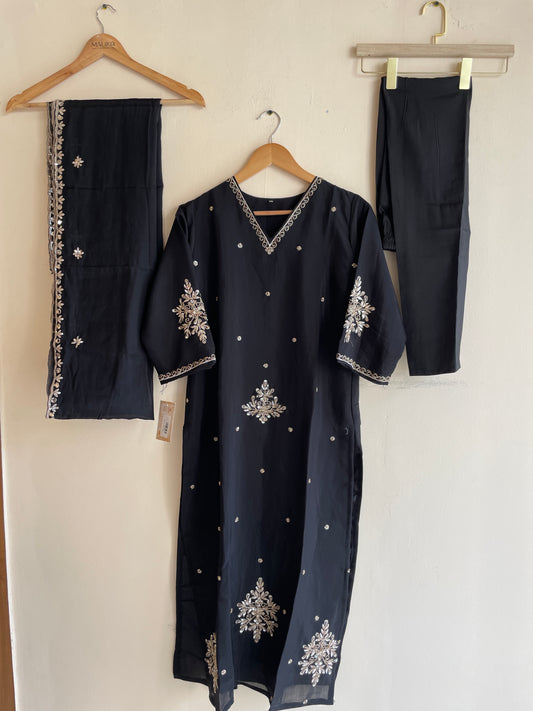 MC220-PREMIUM HAND WORK COLLECTION