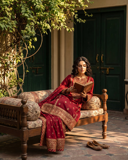 Red Kurti
