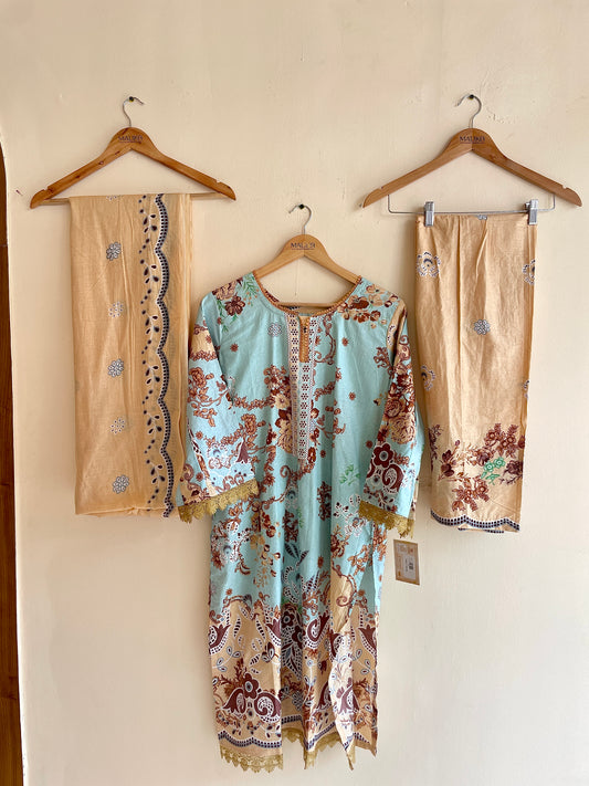 MC105-READY TO WEAR SUIT