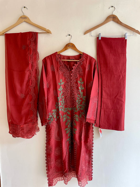 MC141-PREMIUM EMBROIDERED SUIT