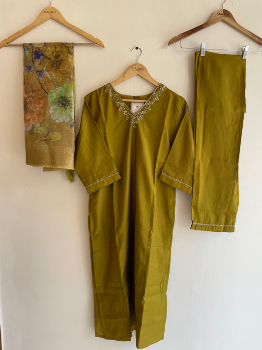 MC172-SUIT SET