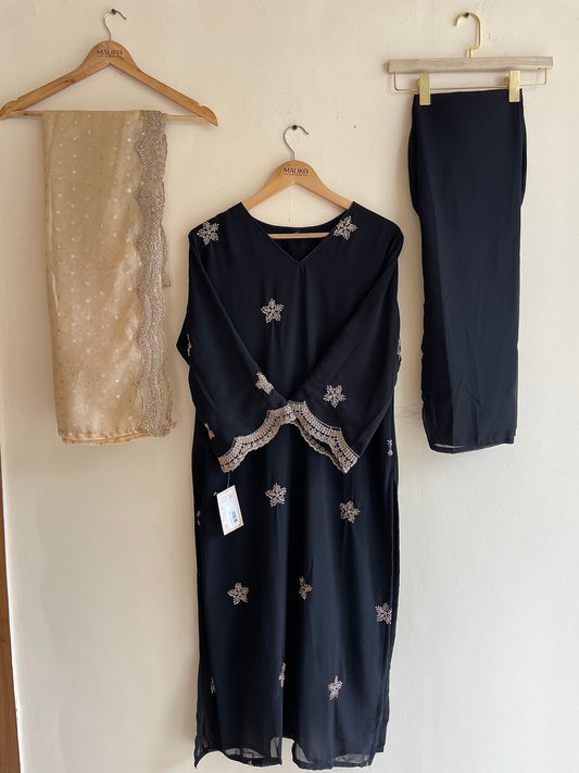 MC224-PREMIUM GEORGETTE SUIT