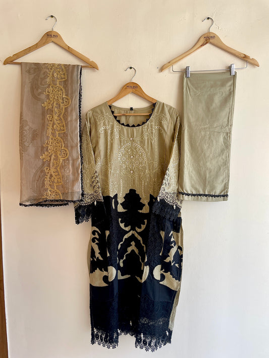 MC125-READY TO WEAR SUIT