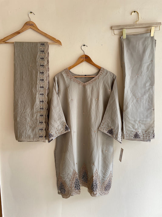MC223-PREMIUM SHARARA COLLECTION