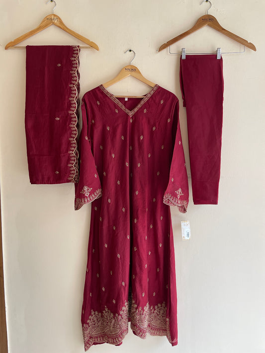 MC230-PREMIUM EMBROIDERY COLLECTION